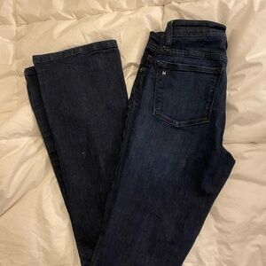 Haala Westerly Like New 27x34